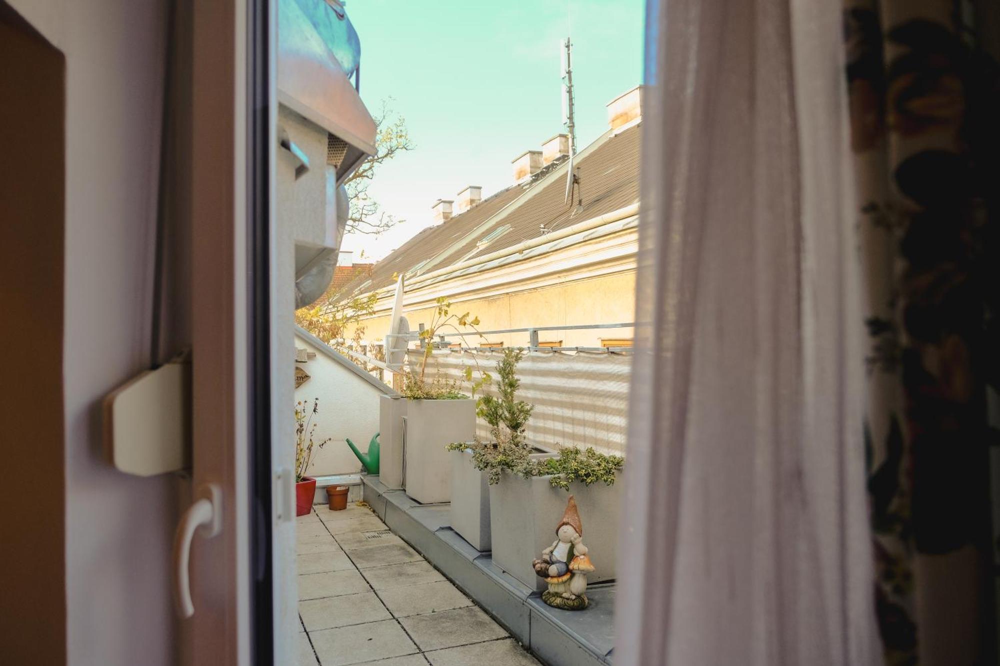 Terrace Apartment Near Volksoper And City Centre Wien Exteriör bild