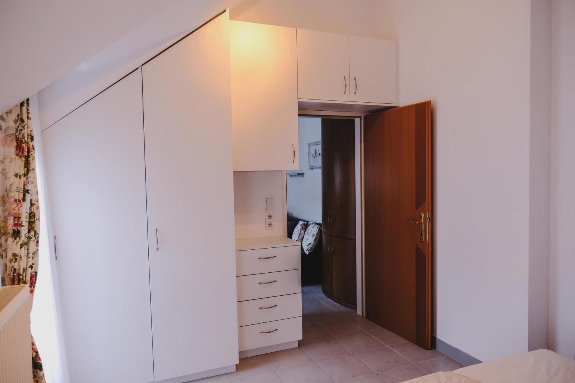 Terrace Apartment Near Volksoper And City Centre Wien Exteriör bild